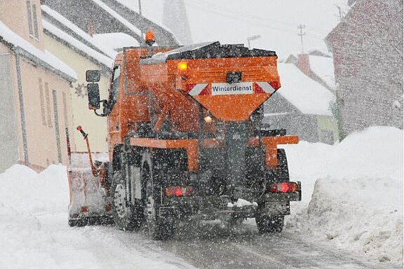 Winterdienst_Titelbild.jpg  